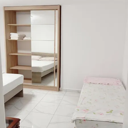 Cozy شقة Eleftheroupoli